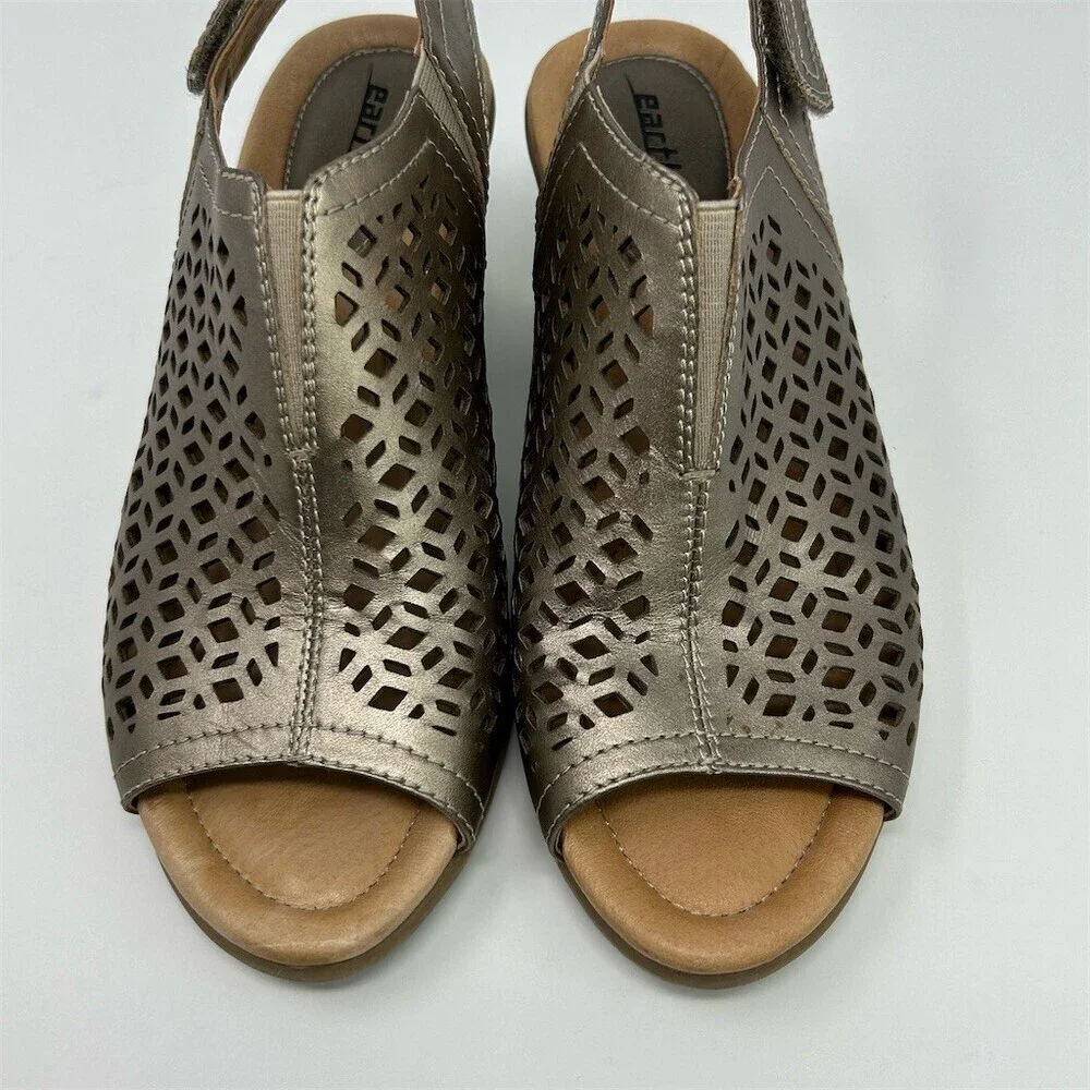 Earth Cascade Slingback Wedge Sandals Gold Laser Cut Comfort Casual Size 8.5
